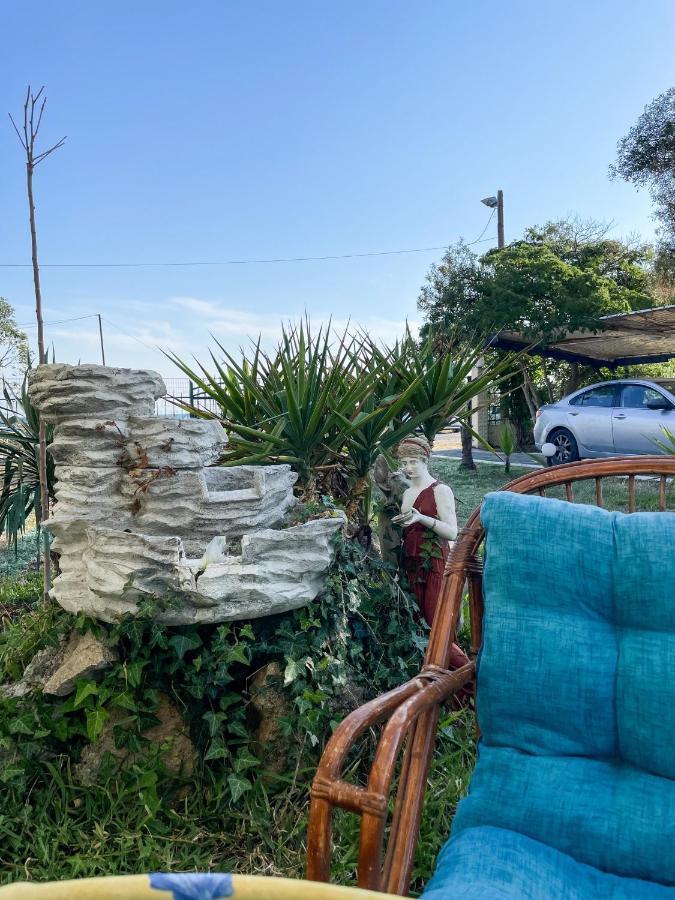 Casa Lia-Beach Front Villa Nea Kallikrateia Bagian luar foto