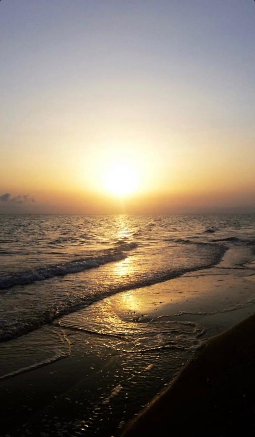 Casa Lia-Beach Front Villa Nea Kallikrateia Bagian luar foto